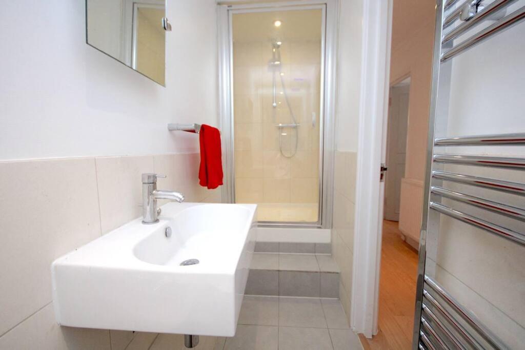 South Kensington Flat Close To Hyde Park Londra Dış mekan fotoğraf